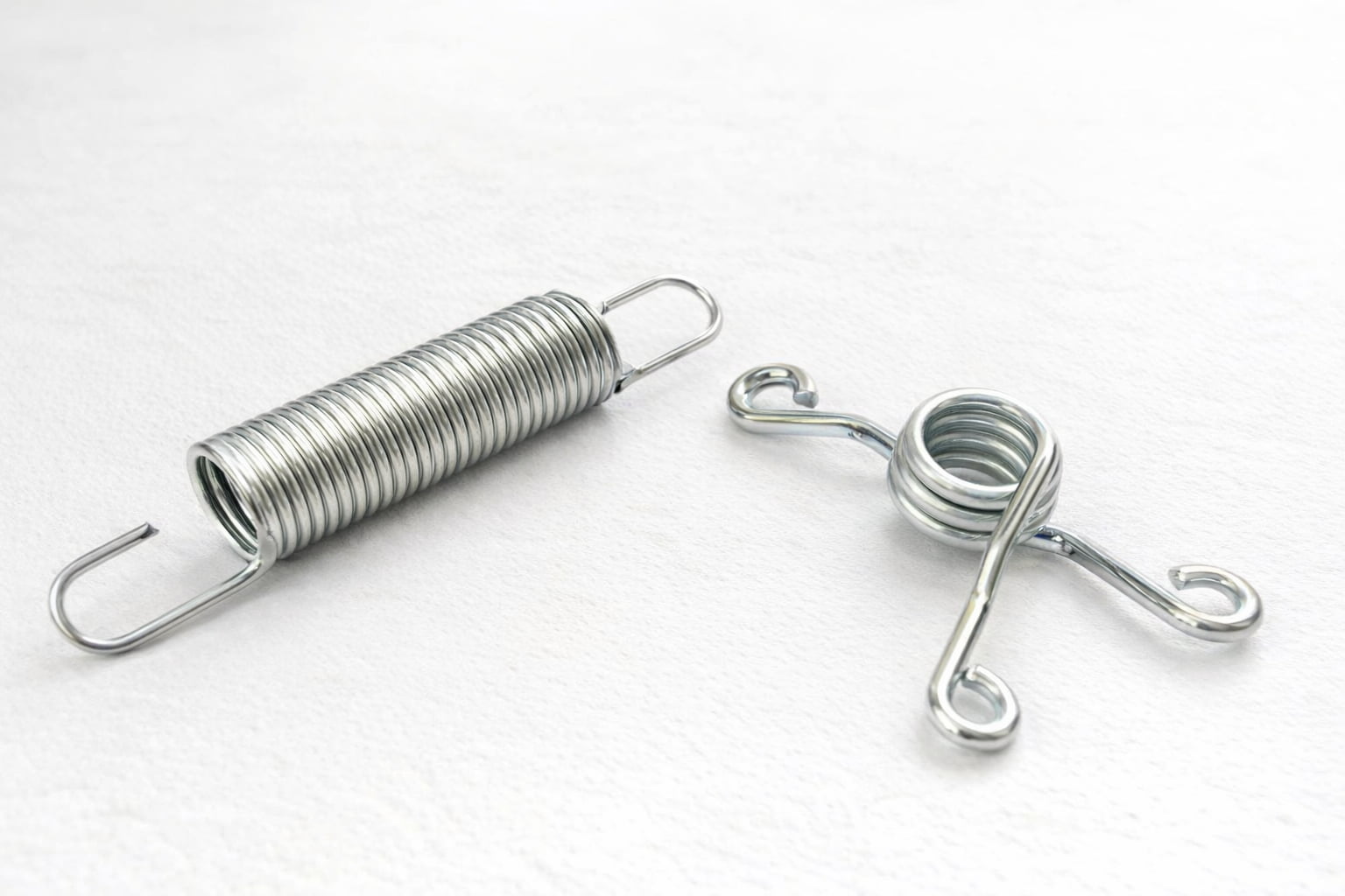 Entenda a diferenças entre mola de torção e mola de tração